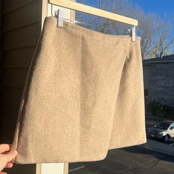 🆕 French Connection Beige Wrap Mini Skirt Asymmetrical Wool-Blend Size M (8)